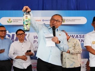 Zulhas Tegaskan Kopdes Merah Putih Bukan Sekadar Toko Retail